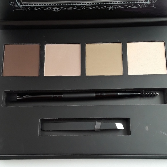 OKALAN  Brow Palette. - Picture 3 of 8